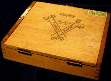 CAJA PUROS 25 JOYITAS 001 (4)